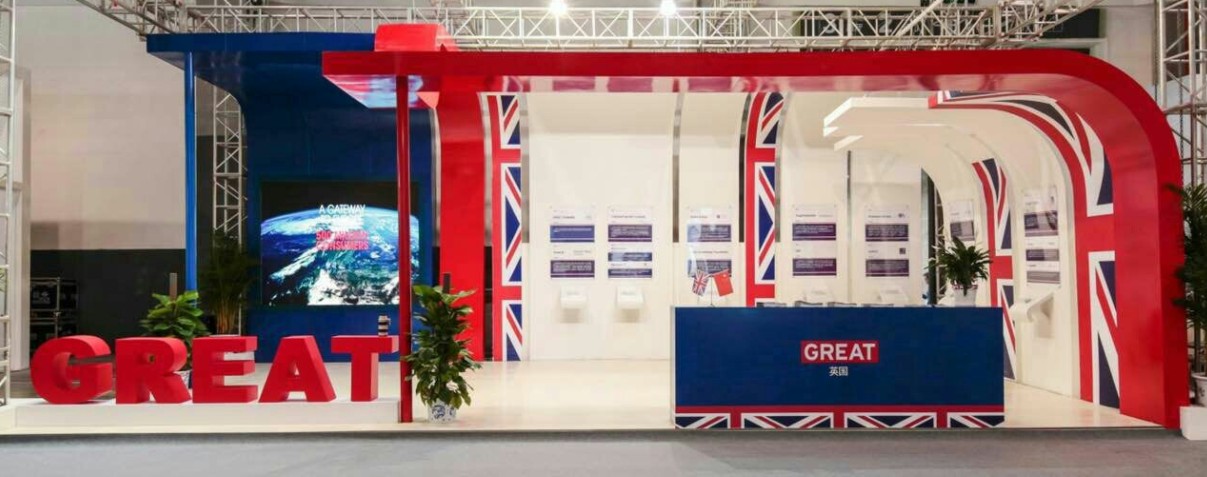 ���H��(sh��)��(j��)���[��(hu��)Ӣ���v�A��ʹ�^չ�d